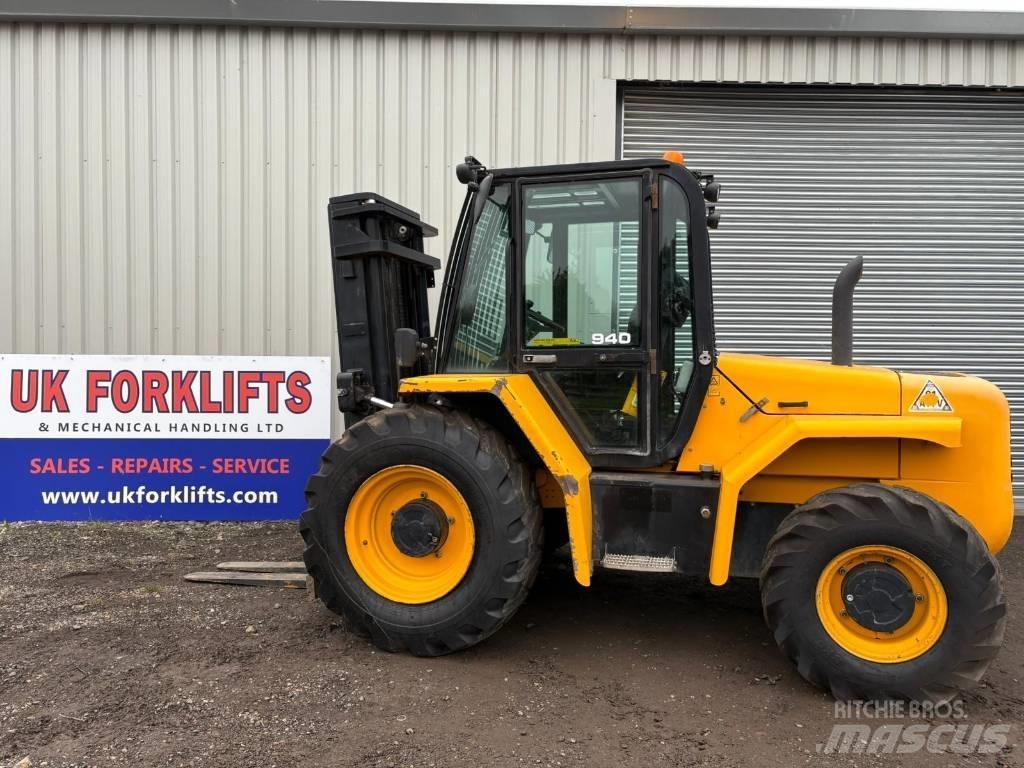 JCB 940 RT 험지용 트럭