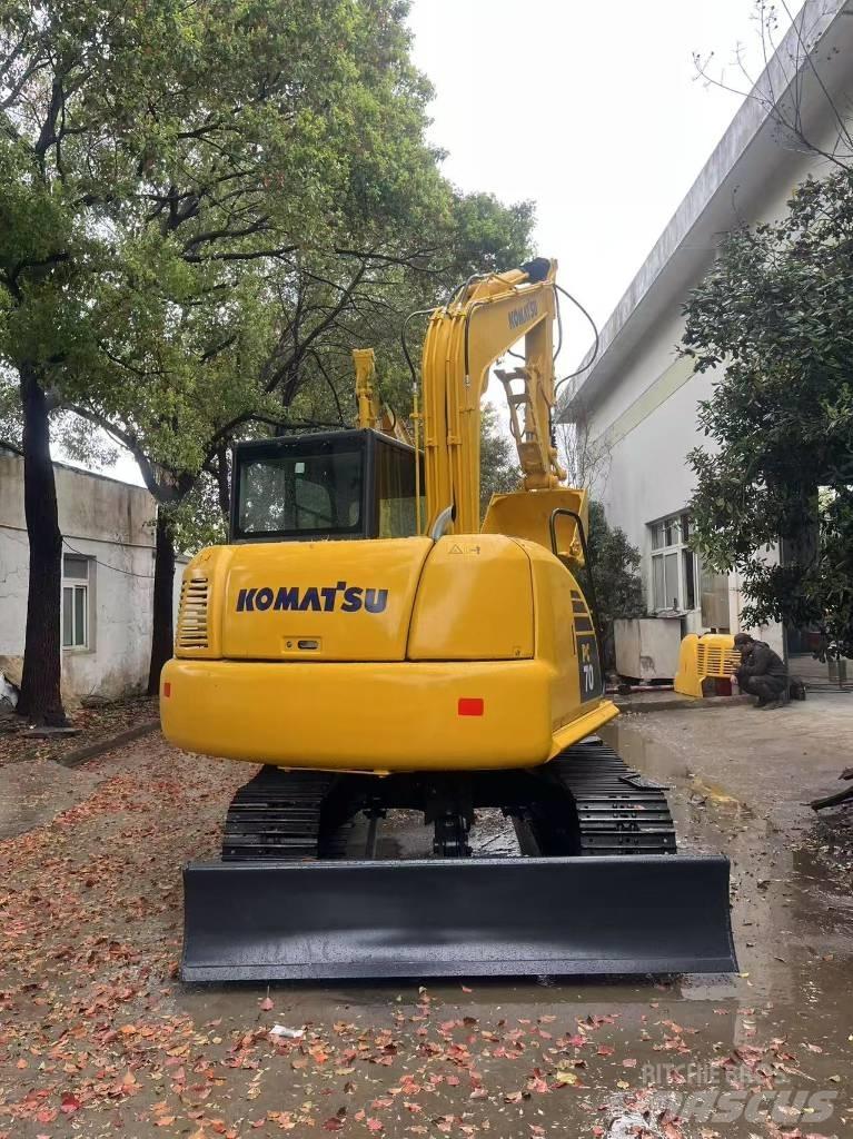 Komatsu PC 70 대형 굴삭기 29톤 이상