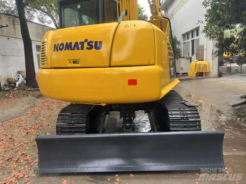 Komatsu PC 70 대형 굴삭기 29톤 이상