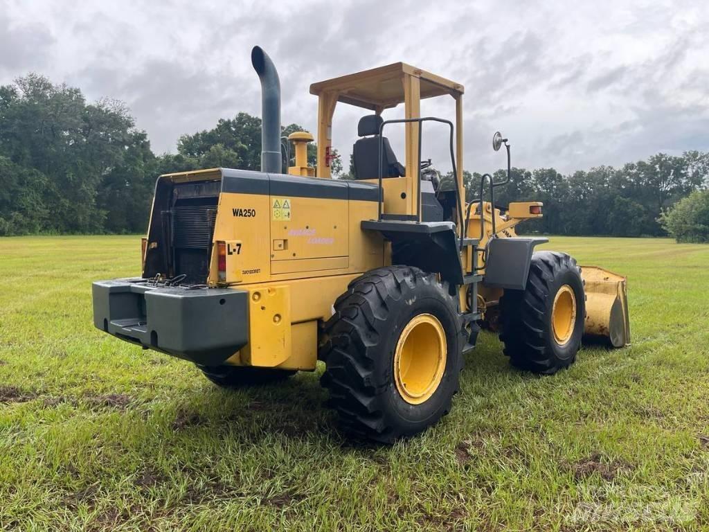 Komatsu WA 250-3L  휠로우더