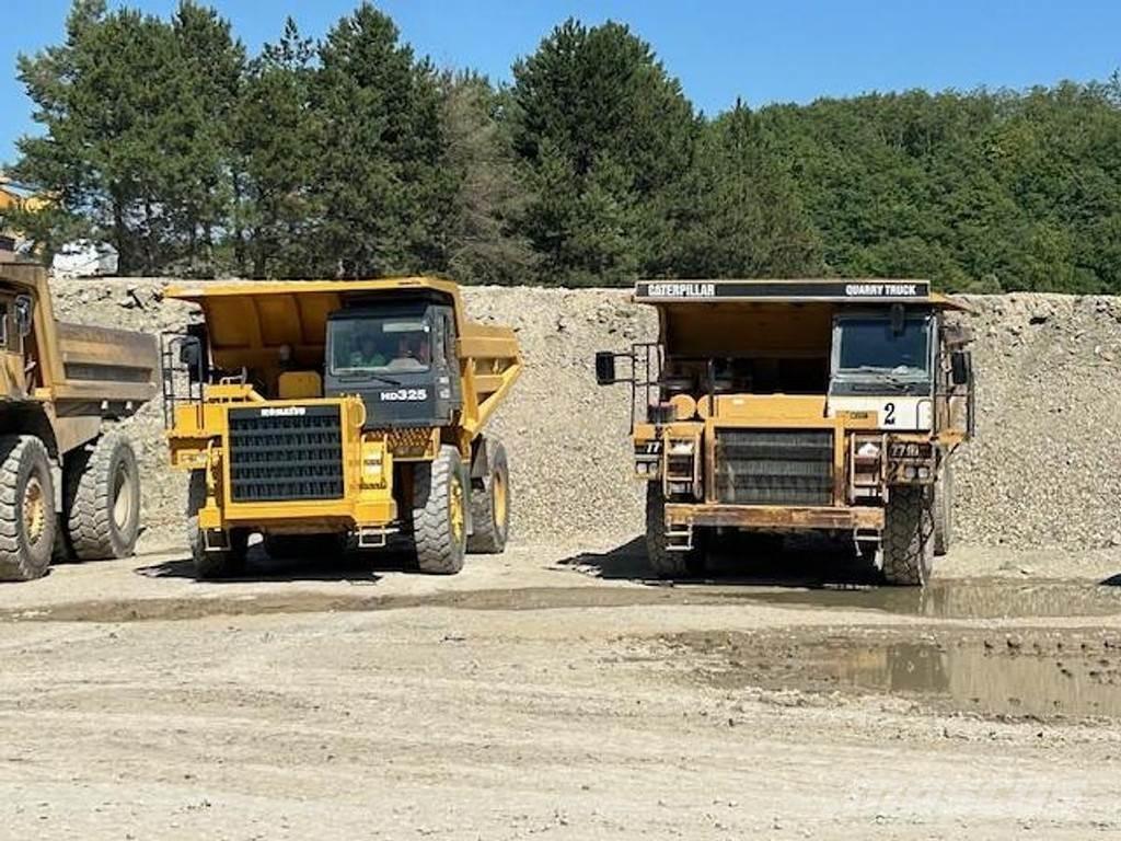 Komatsu HD325-6KE 건설현장 덤프트럭