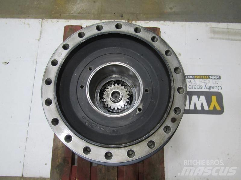 CAT 374D Final drive 트랜스미션