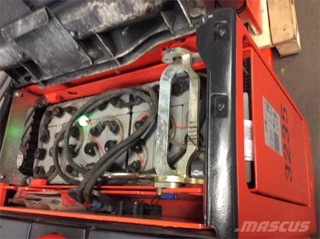 Linde T20AP 보행식 리치 지게차