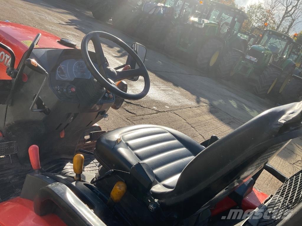 Kubota B 2261 트랙터
