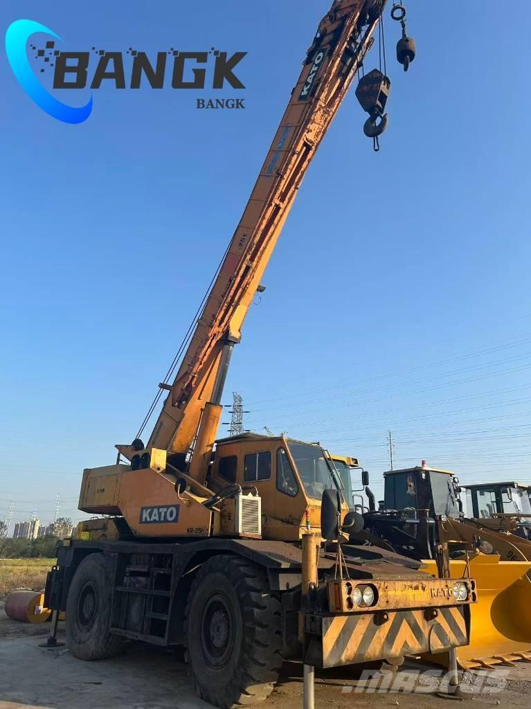 Kato KR 25 H R/T 크레인