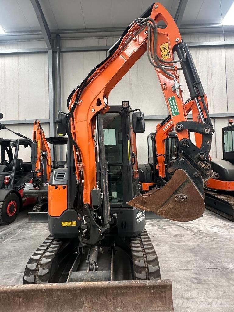 Doosan DX 27 Z 소형 굴삭기 7톤 미만