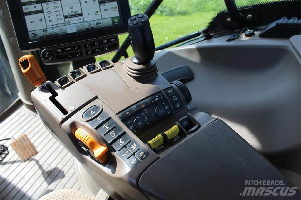 John Deere 6215R 트랙터