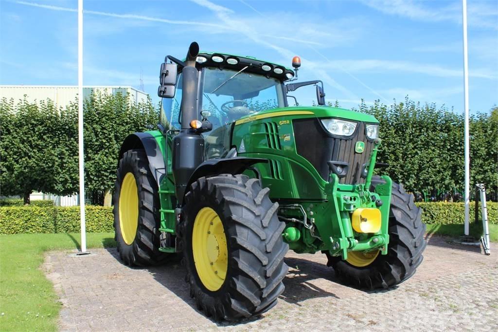 John Deere 6215R 트랙터