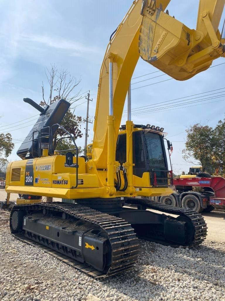 Komatsu 240LC-8 대형 굴삭기 29톤 이상
