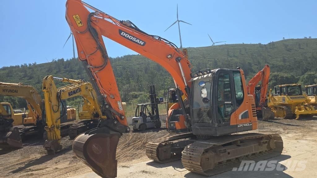 Doosan DX140LCR-5 대형 굴삭기 29톤 이상