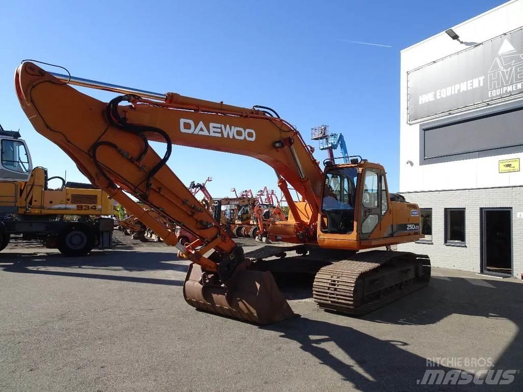 Daewoo SL250LC-V 대형 굴삭기 29톤 이상