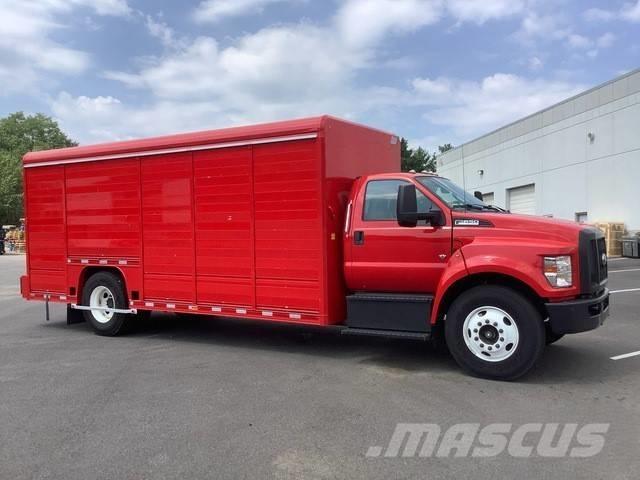 Ford F650 음료 배달 트럭