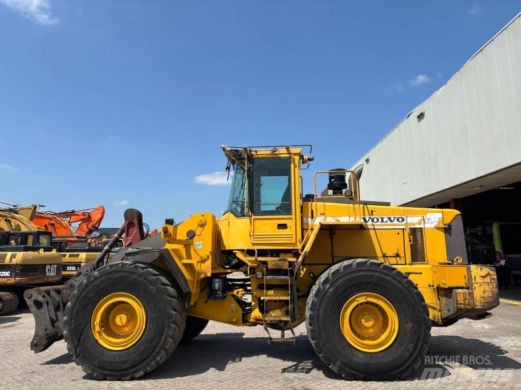 Volvo L 180 C  휠로우더