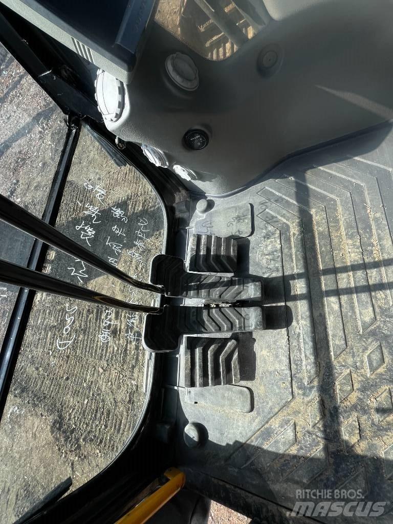 Volvo EC 220 대형 굴삭기 29톤 이상