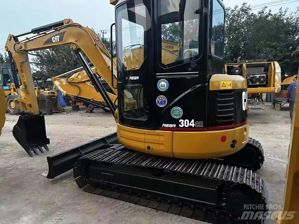 CAT 304 CR 소형 굴삭기 7톤 미만