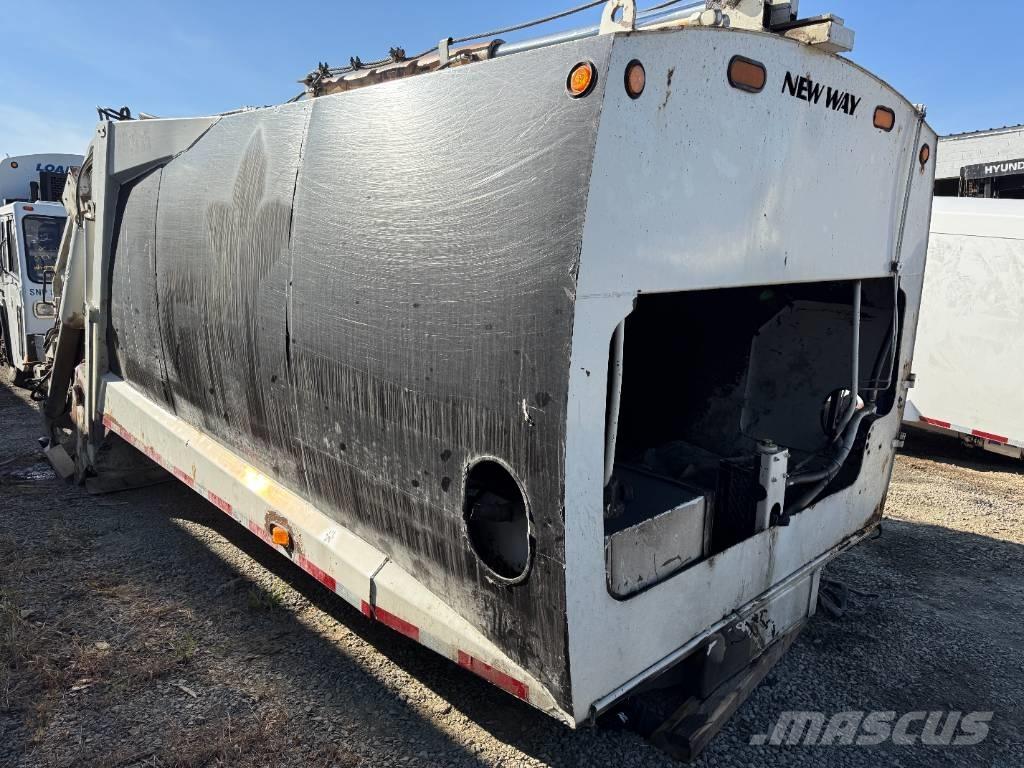  New Way Cobra 폐기물 수거 트럭