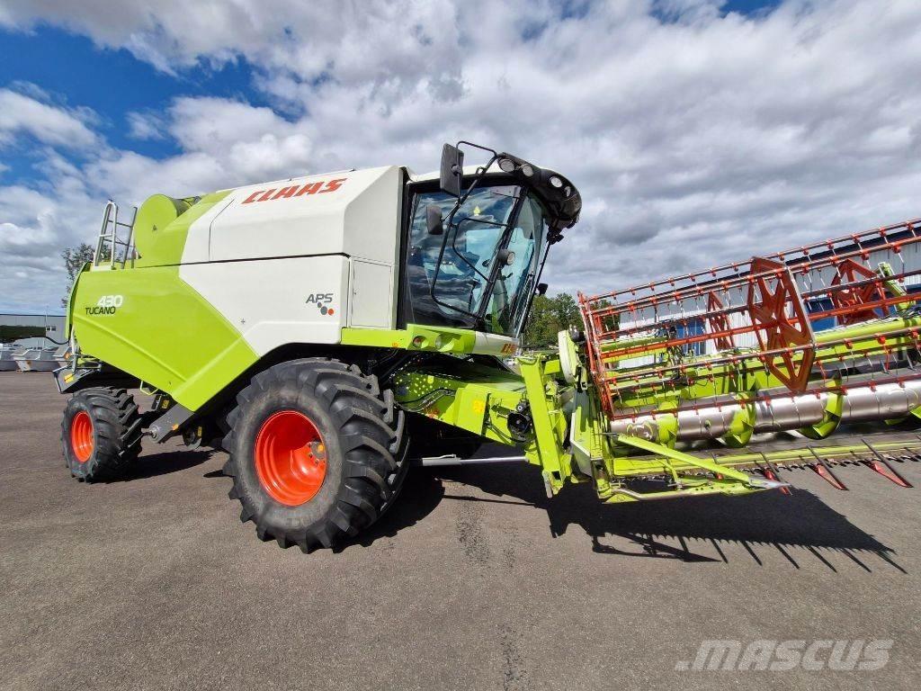 CLAAS Tucano 430 콤바인 수확기