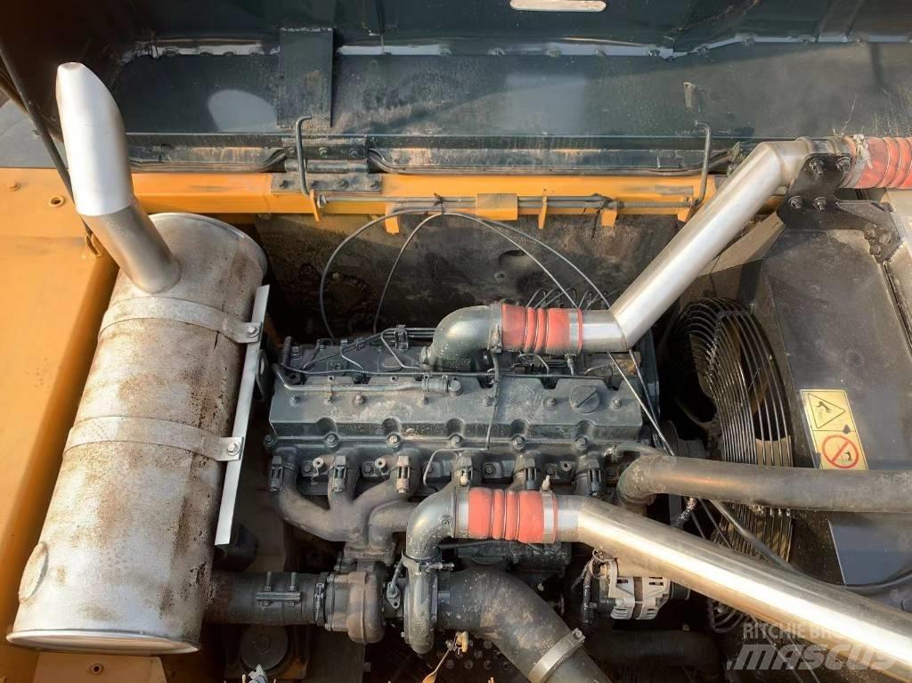 Hyundai 305LC-9T 대형 굴삭기 29톤 이상
