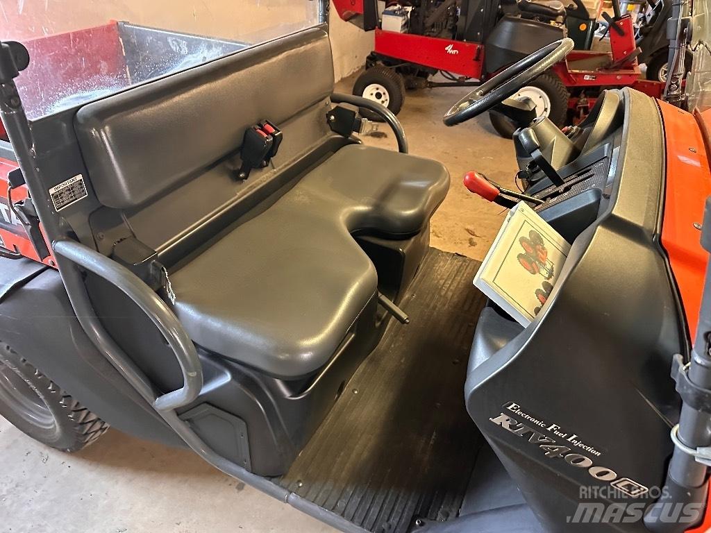 Kubota RTV 400 크로스컨트리 차량