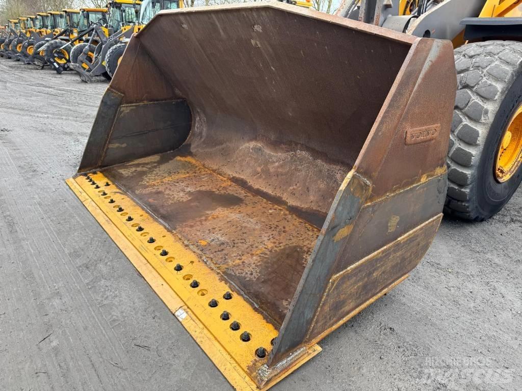 Volvo L 180 H  휠로우더