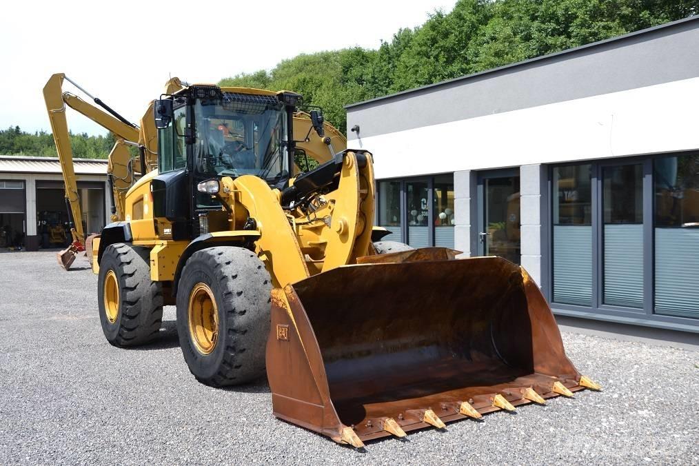 CAT 938 M  휠로우더