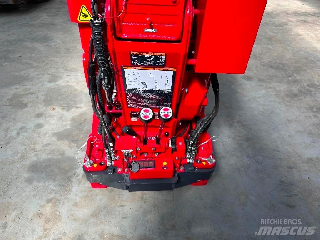 Unic URW 095 A/T 크레인