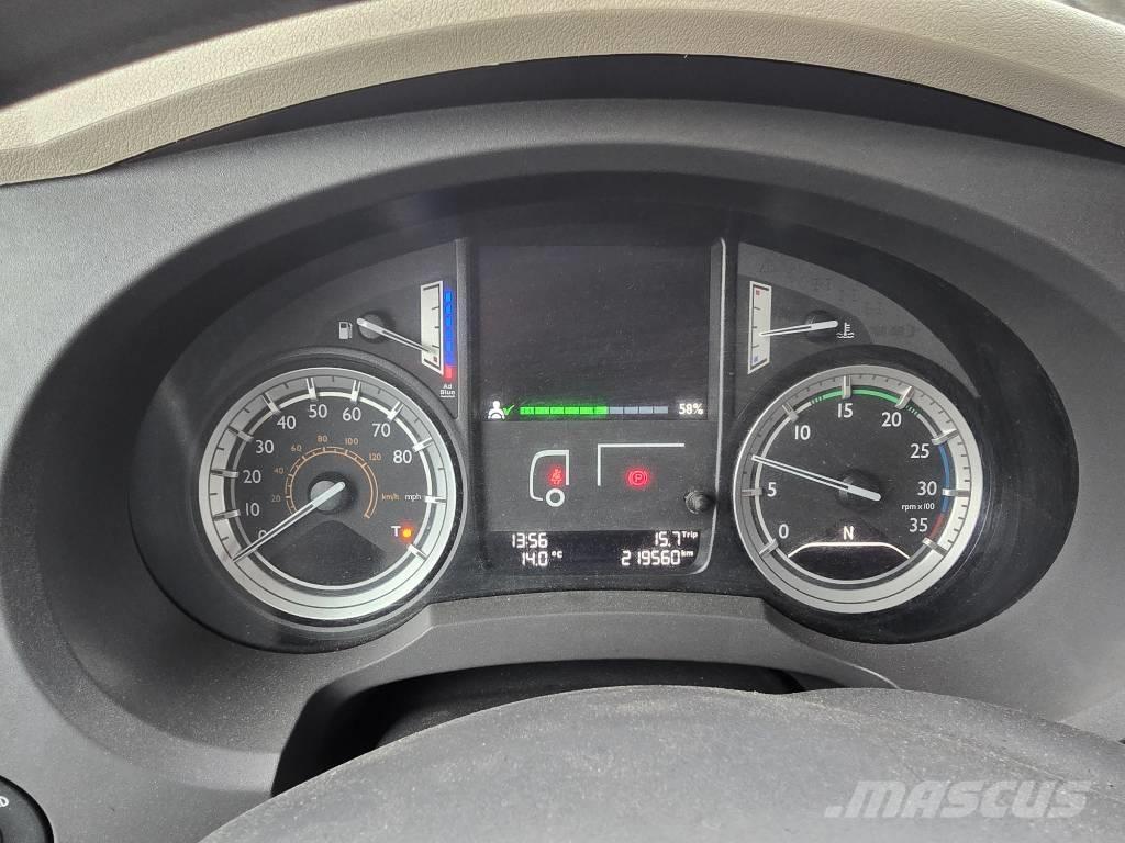 DAF LF 12.220 탑차 트럭