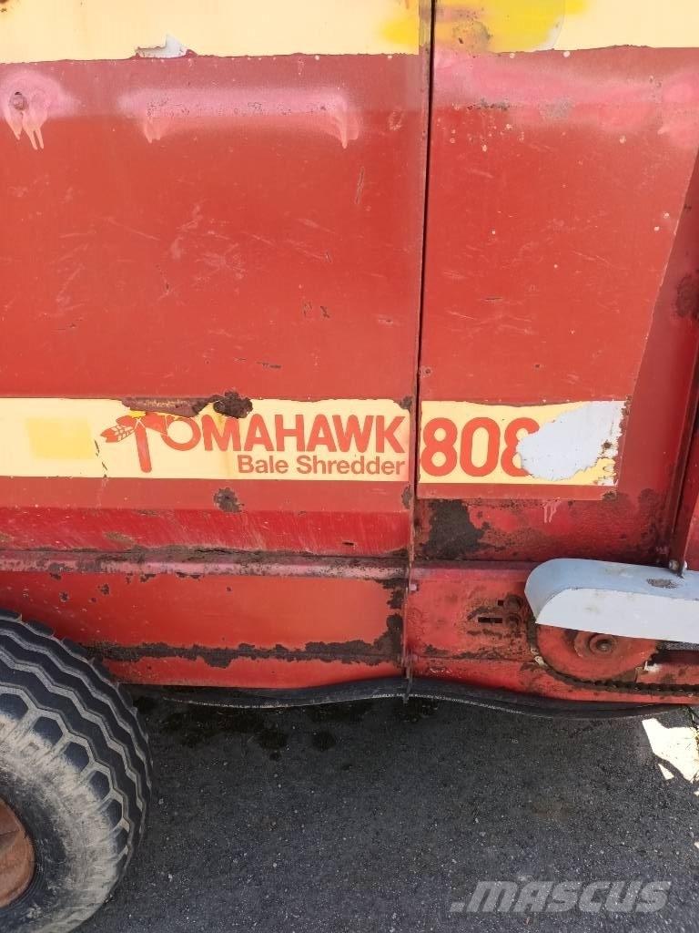 Tomahawk 808 베일 분쇄기, 절단기 및 언롤러