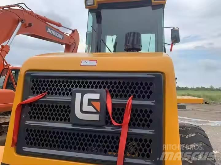 LiuGong 835  휠로우더