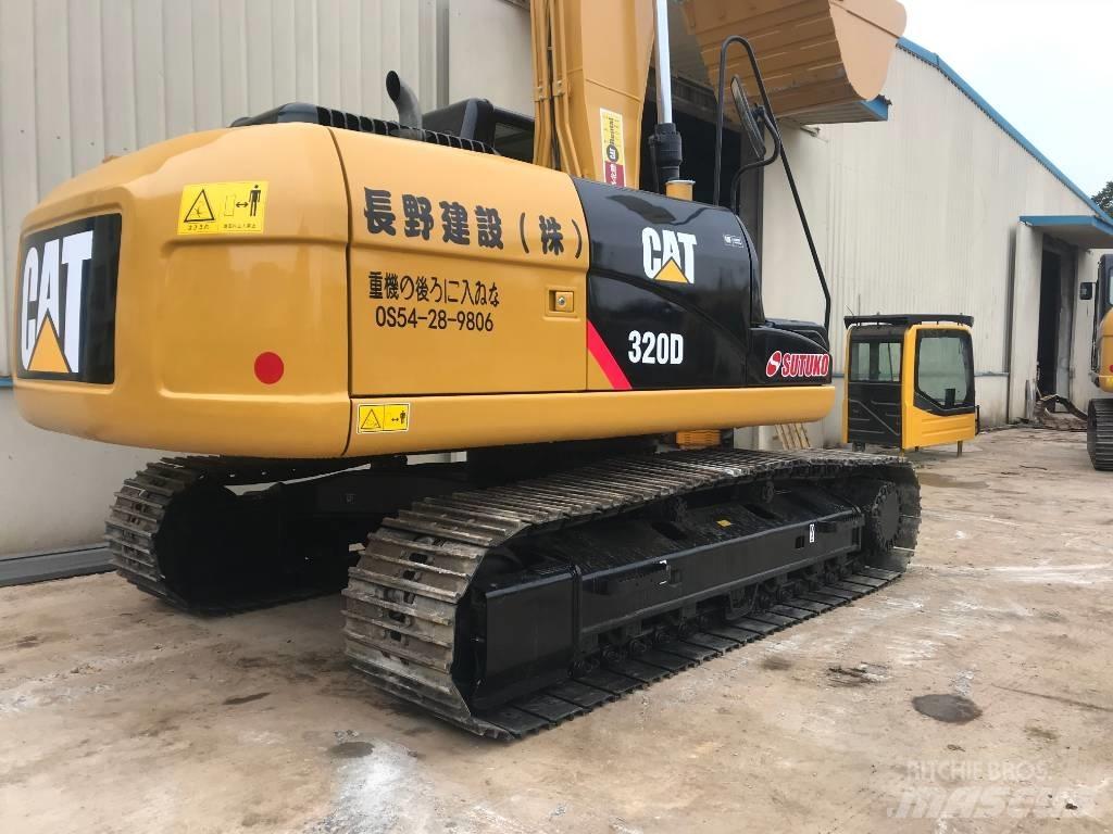 CAT 320 D L 대형 굴삭기 29톤 이상
