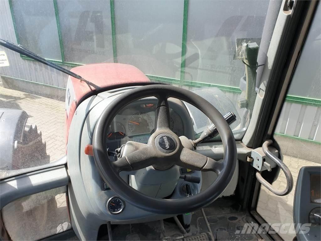 Valtra T151 트랙터
