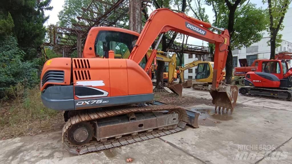 Doosan DX 75-9 C 대형 굴삭기 29톤 이상