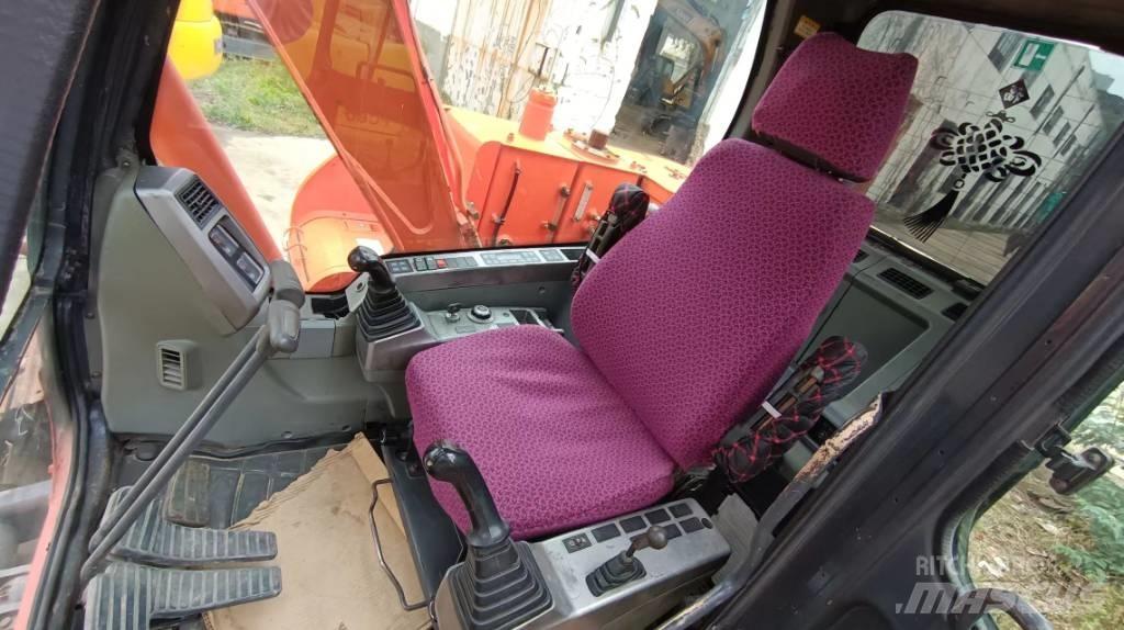 Doosan DX 75-9 C 대형 굴삭기 29톤 이상