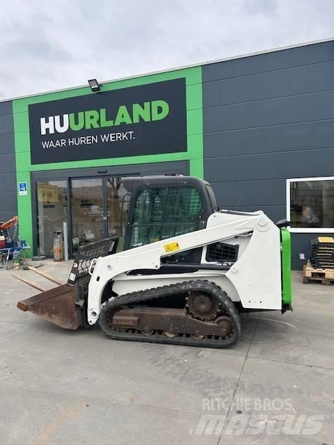 Bobcat T 450  스키드로더
