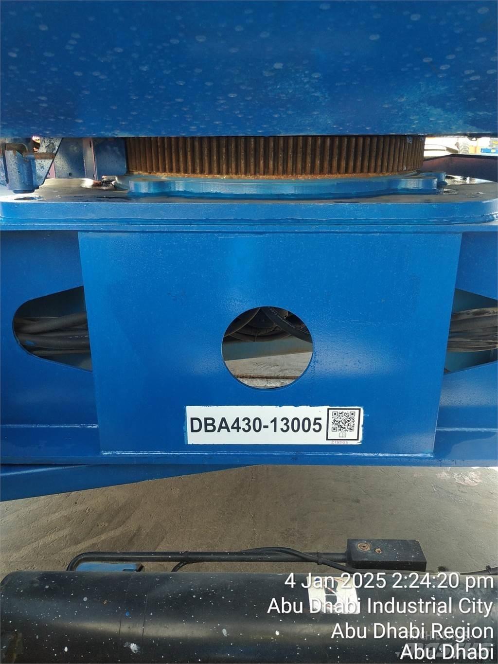 Genie Z135/70 관절형 전동이동 리프트