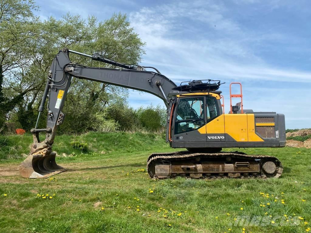 Volvo EC 220 EL 대형 굴삭기 29톤 이상