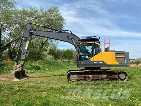 Volvo EC 220 EL 대형 굴삭기 29톤 이상
