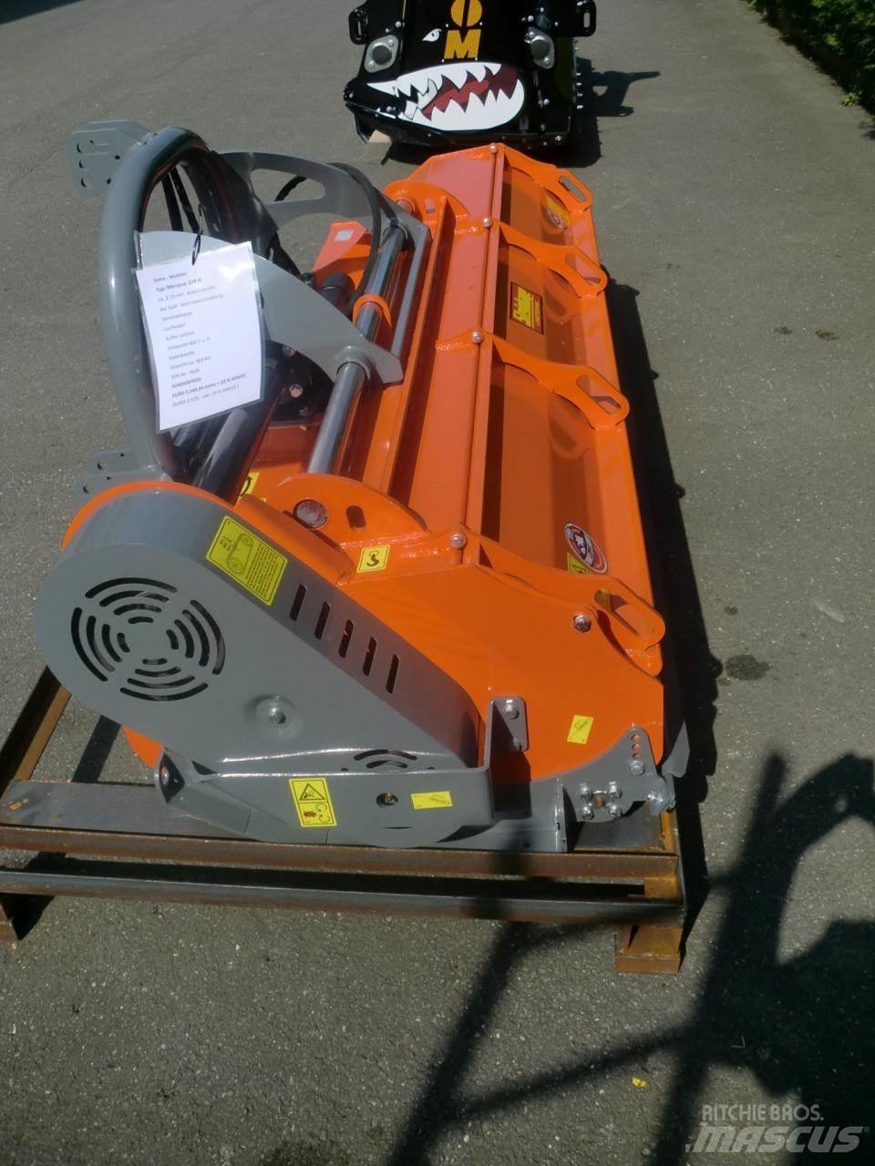Loma Menasor 220 H 목장 제초기 및 토퍼