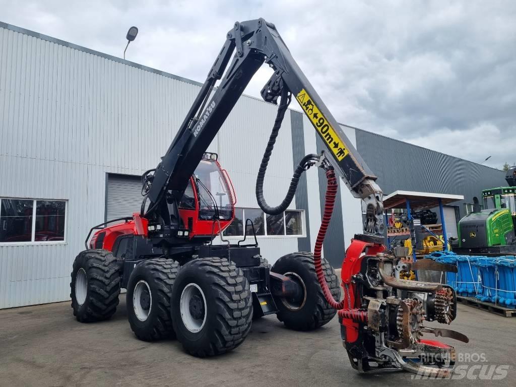 Komatsu 951 원목 하베스터