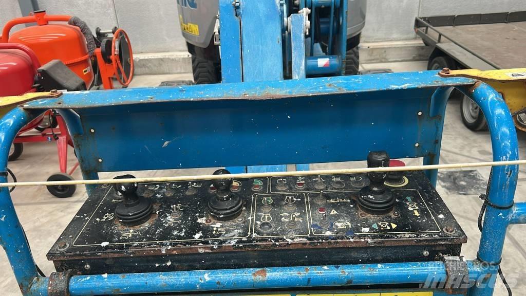 Genie Z 45/25 XC 관절형 전동이동 리프트