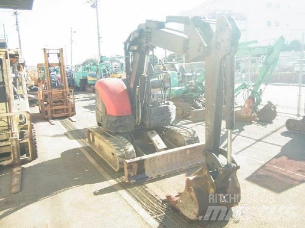 Komatsu PC30UU-3 소형 굴삭기 7톤 미만