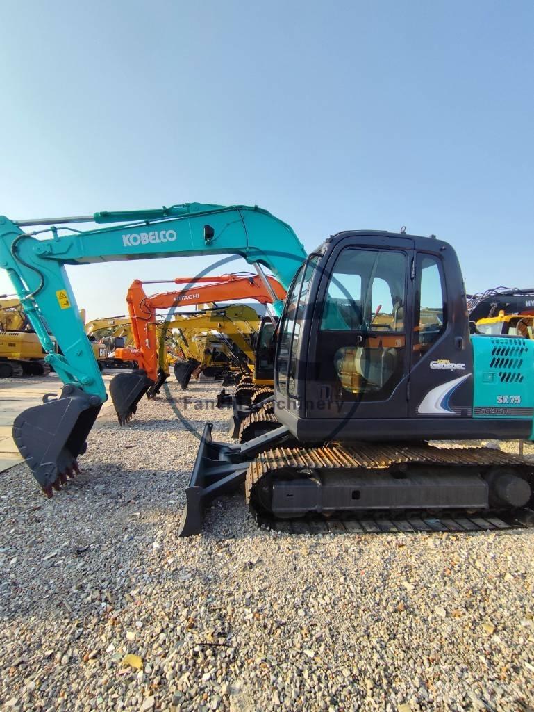 Kobelco SK 75 대형 굴삭기 29톤 이상