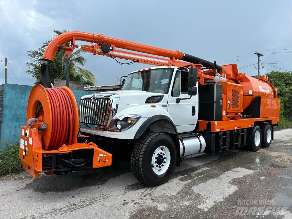 International 7400 콤비/진공 트럭