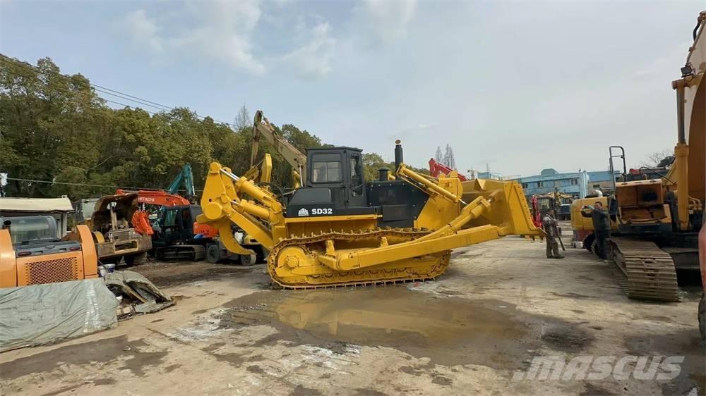 Shantui SD 32 크롤러 도저