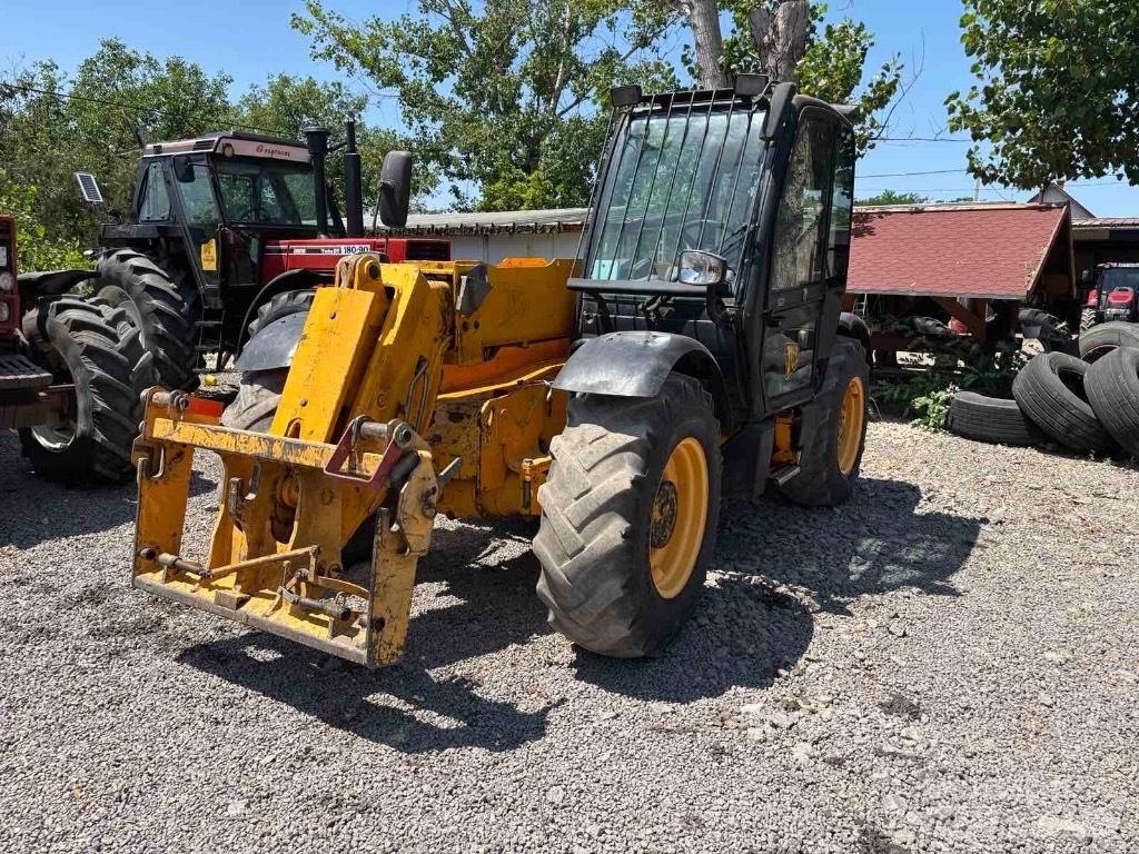 JCB 530-70 텔러 핸들러