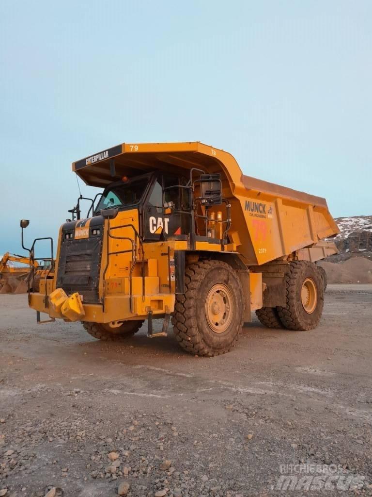 CAT 772G 건설현장 덤프트럭