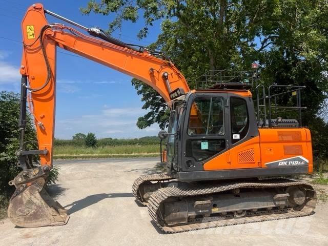 Doosan DX140LC-7 대형 굴삭기 29톤 이상