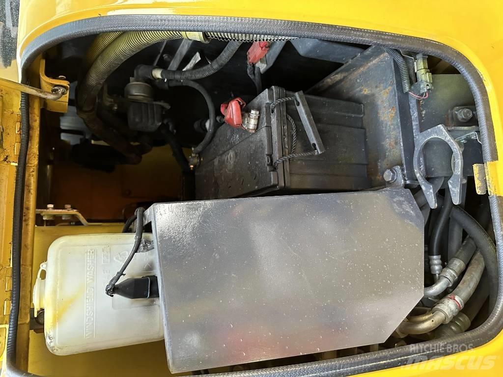 Komatsu PC56-7 소형 굴삭기 7톤 미만