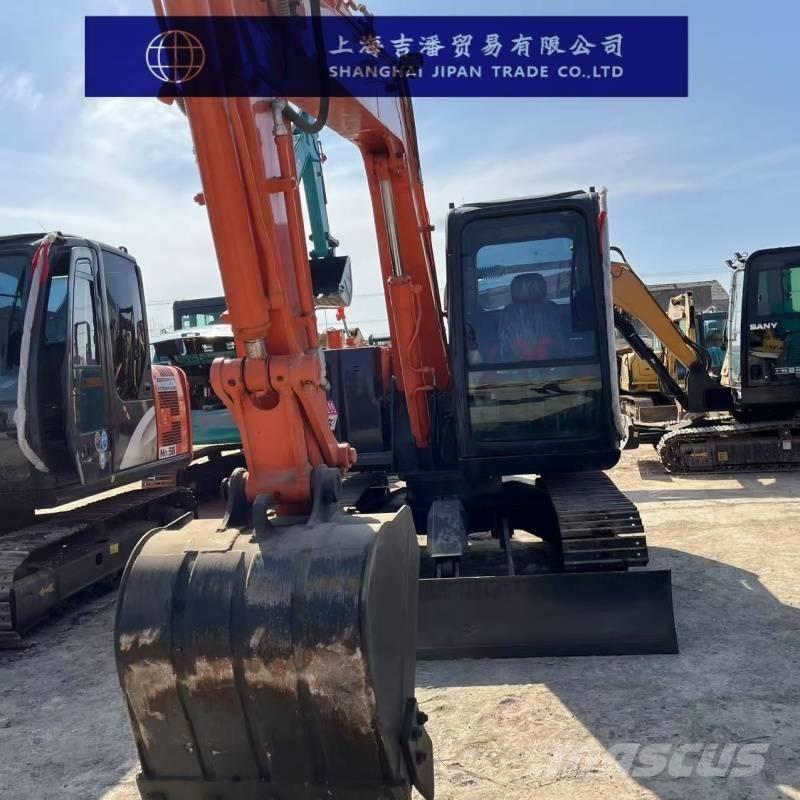 Hitachi ZX 70 소형 굴삭기 7톤 미만
