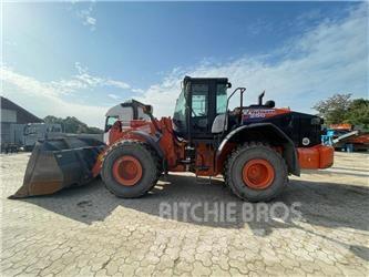 Hitachi ZW 250-6  휠로우더